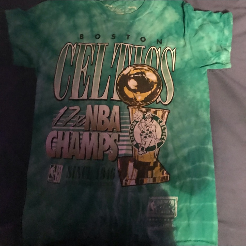 Celtics tee